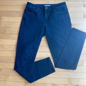 LOFT Curvy Skinny Mid Wash High Rise
